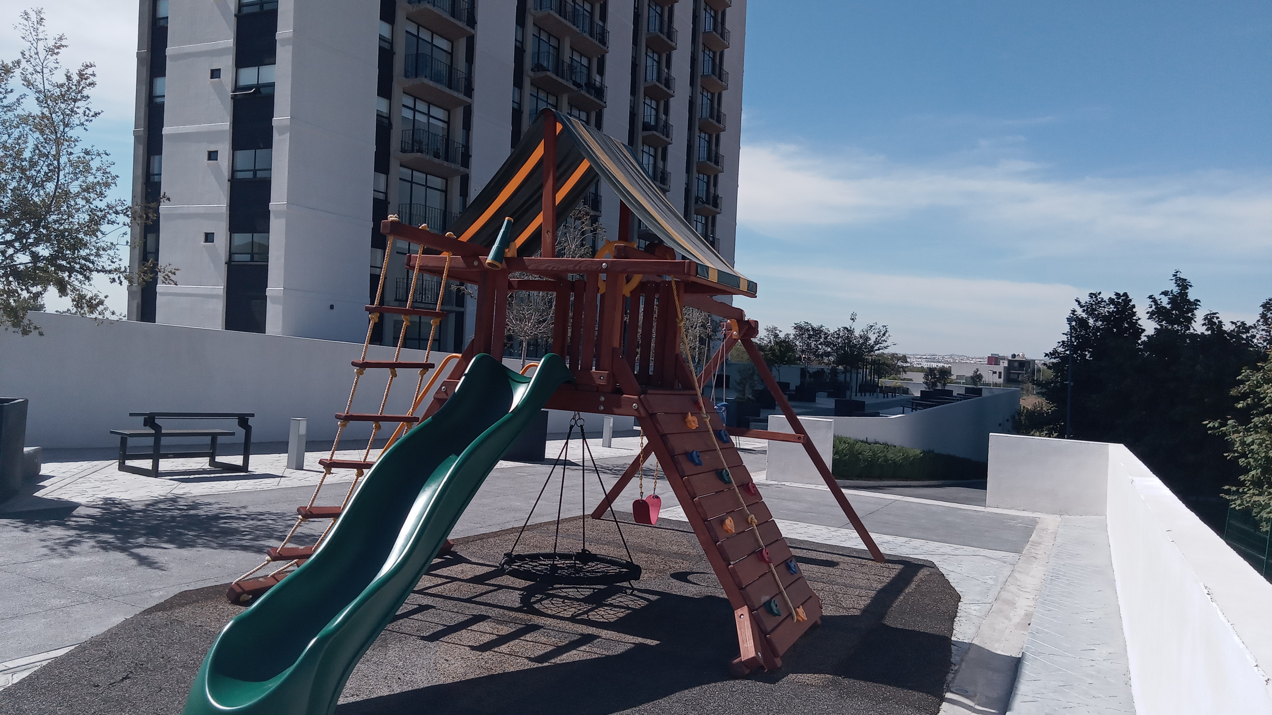 Área de Juegos Infantiles