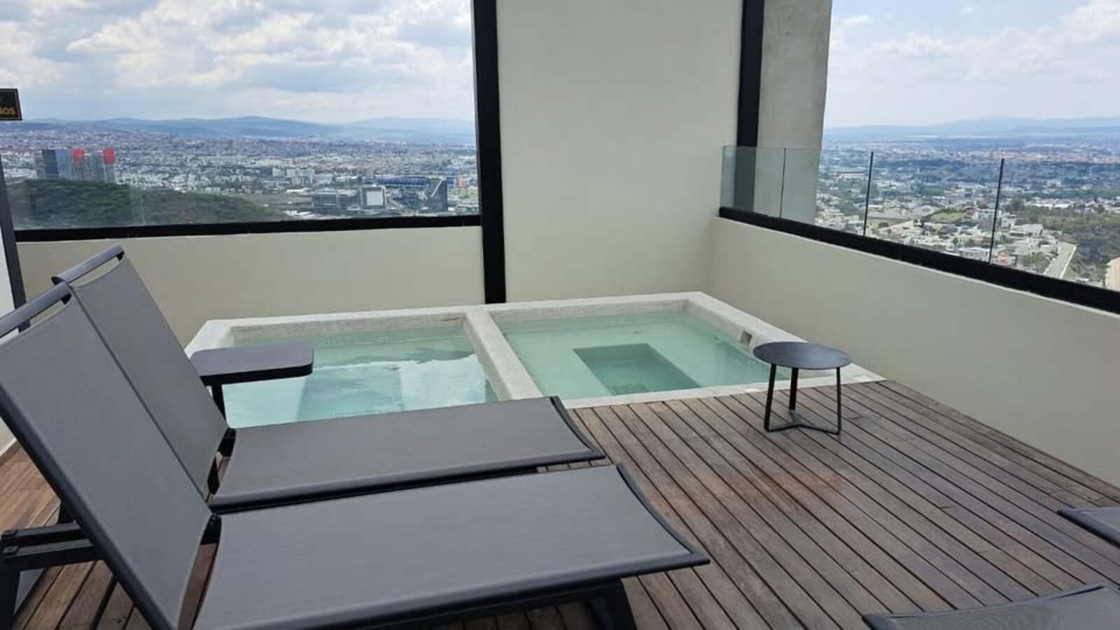 Jacuzzi